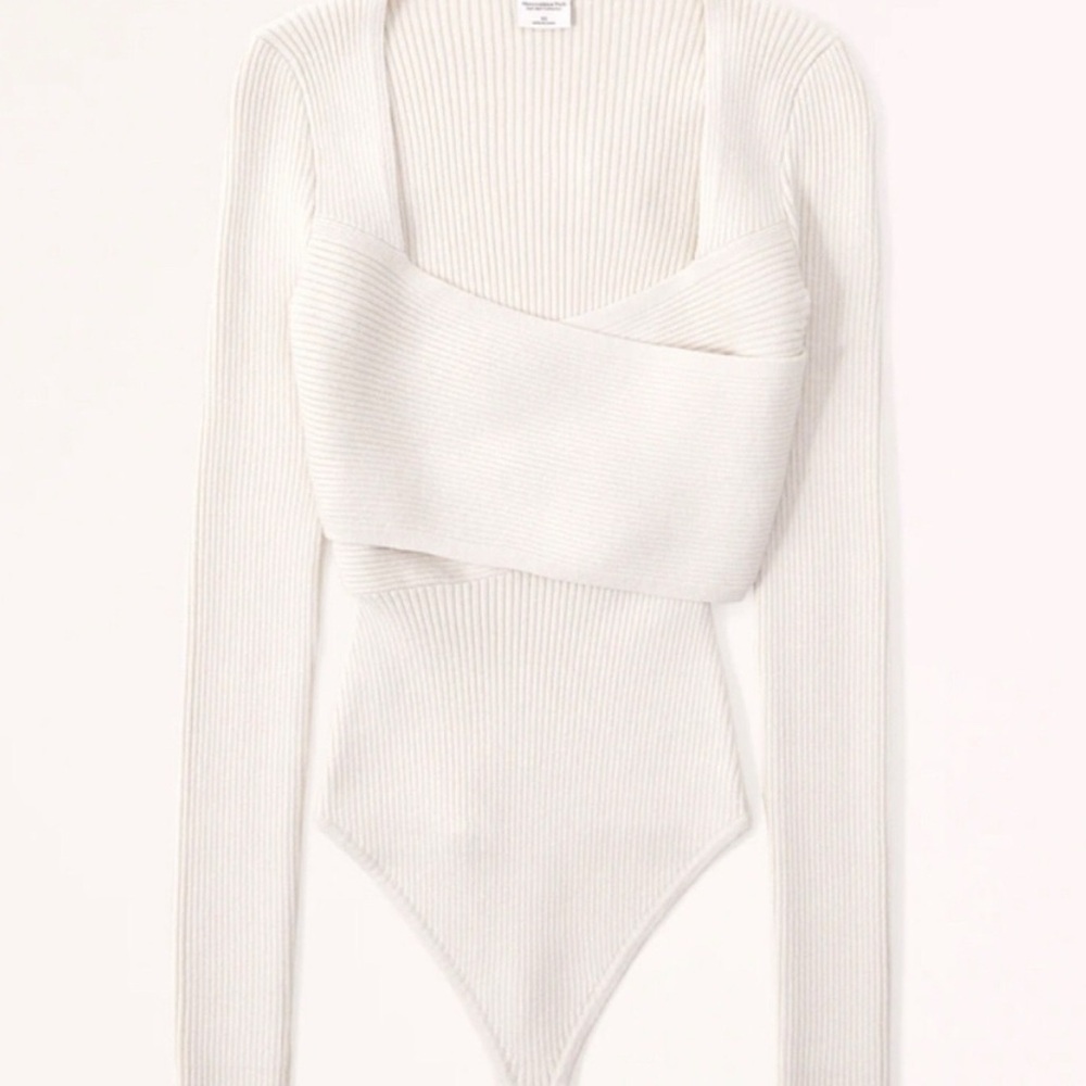 Abercrombie & Fitch Women’s LuxeLoft White/Cream Ribbed Bodysuit Sweater